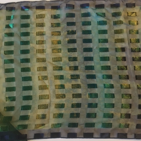 BAY STUDIO SHEER METALLIC SCARF NWT - Picture 6 of 10